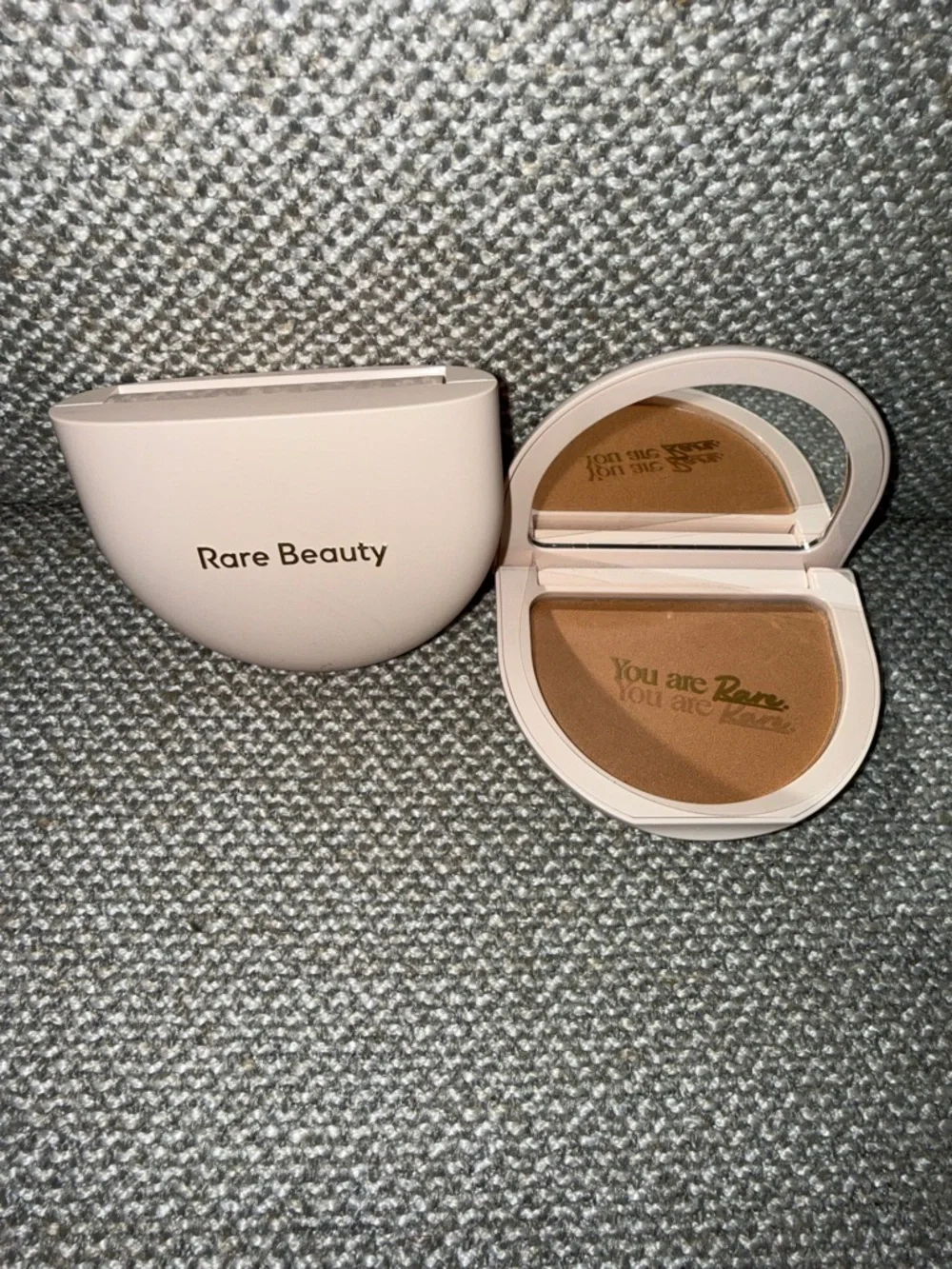 Rare Beauty tinted pressed finishing powder Sand